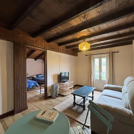 Kanaletxe Apartment