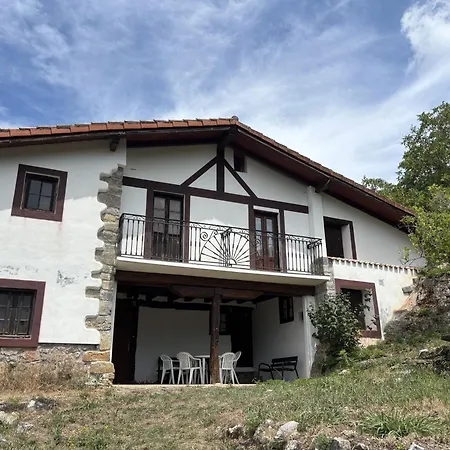 Kanaletxe Apartment
